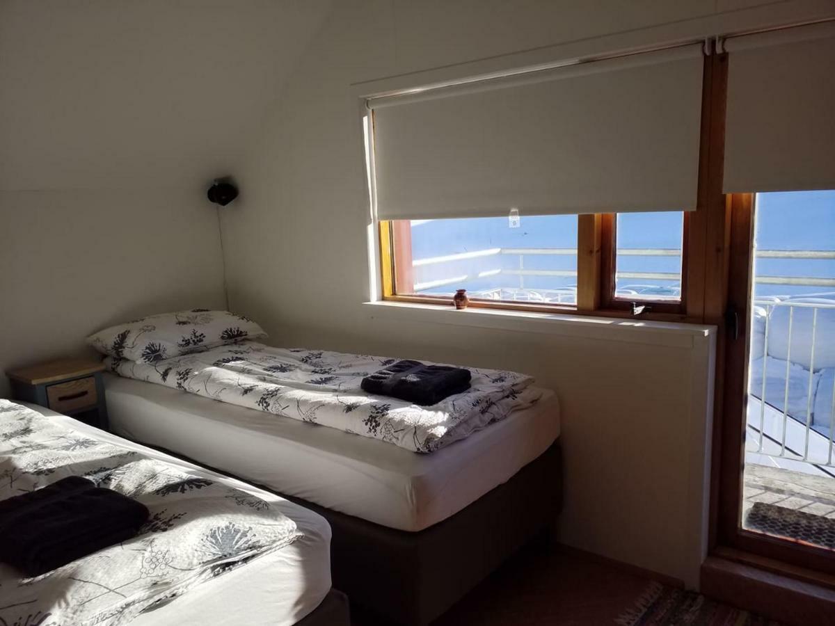 Flaga 2 Guesthouse Hrífunes Екстериор снимка